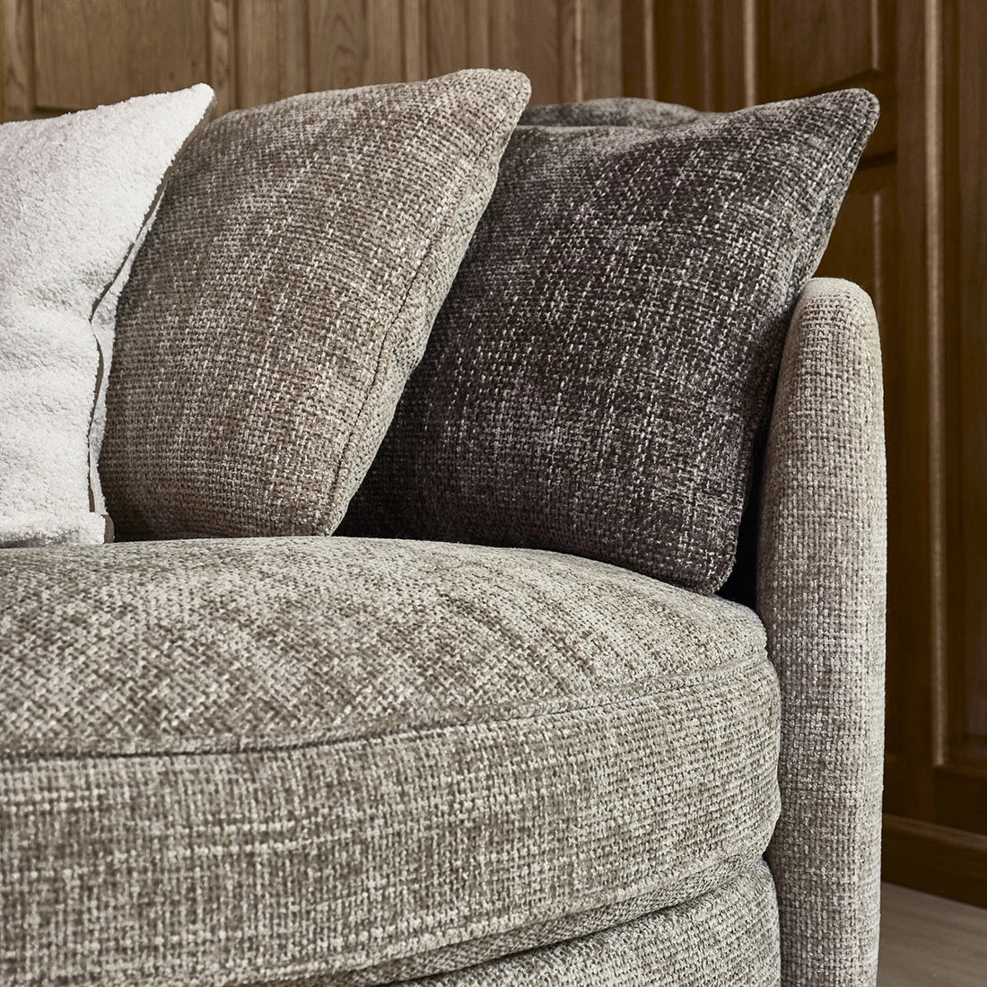 Carmin daybed shiny desert