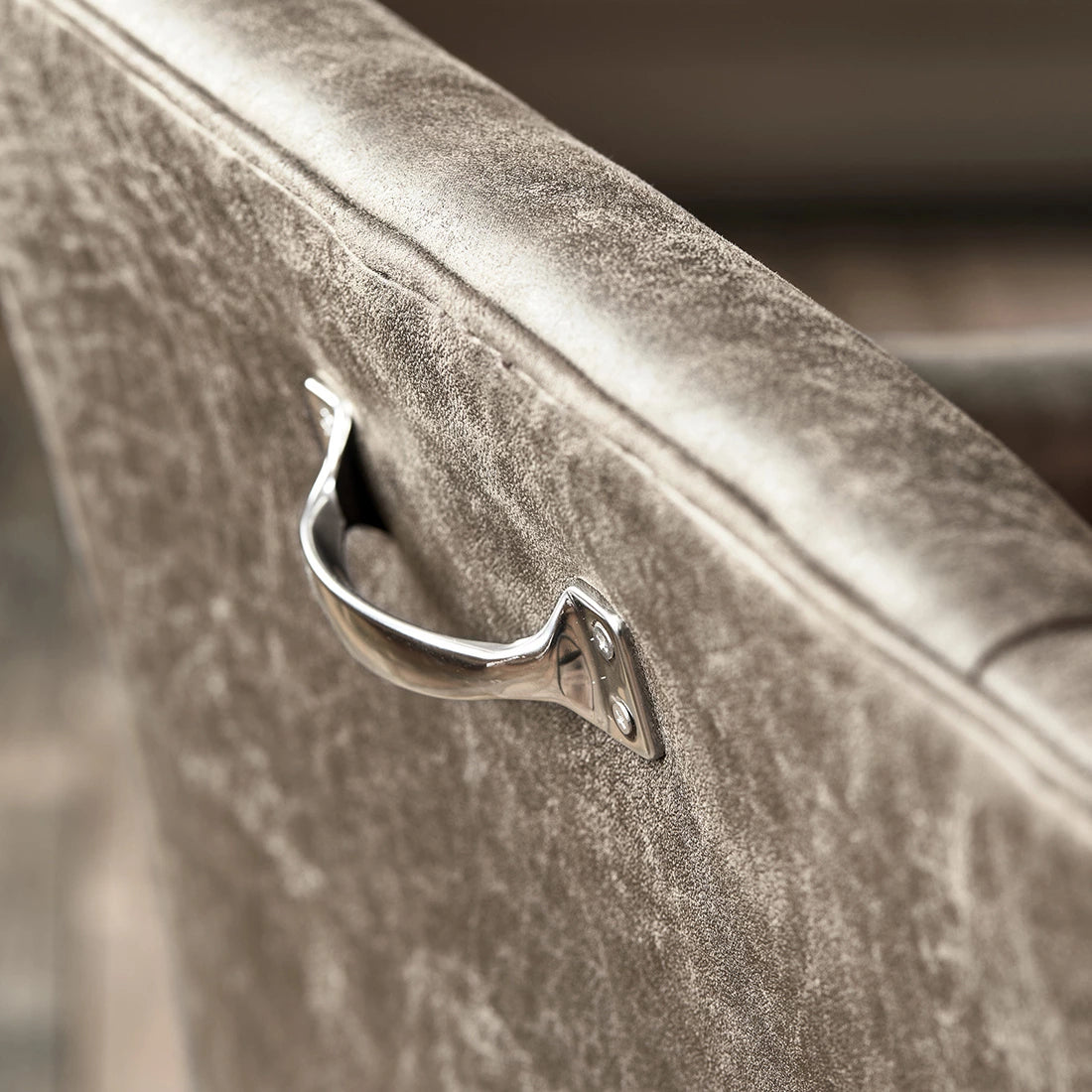 Savile Row blagovaonska stolica Coffee, tkanina Pellini