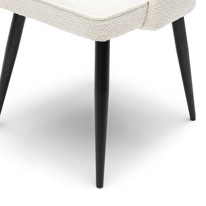 Okretna blagovaonska stolica Dauphine, Simply White