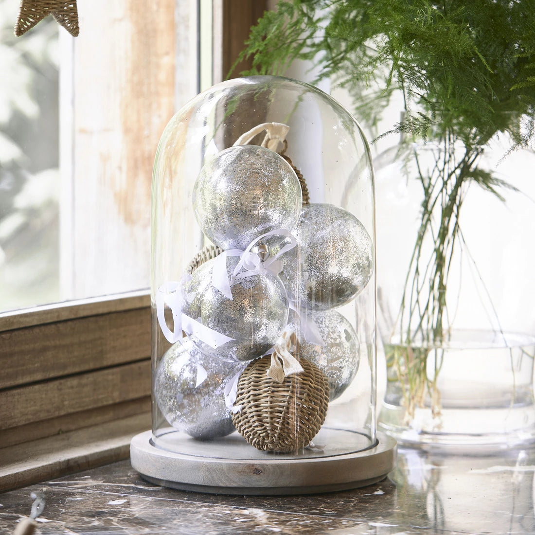 Ukras za bor Rustic Rattan Love Bauble, Ø11