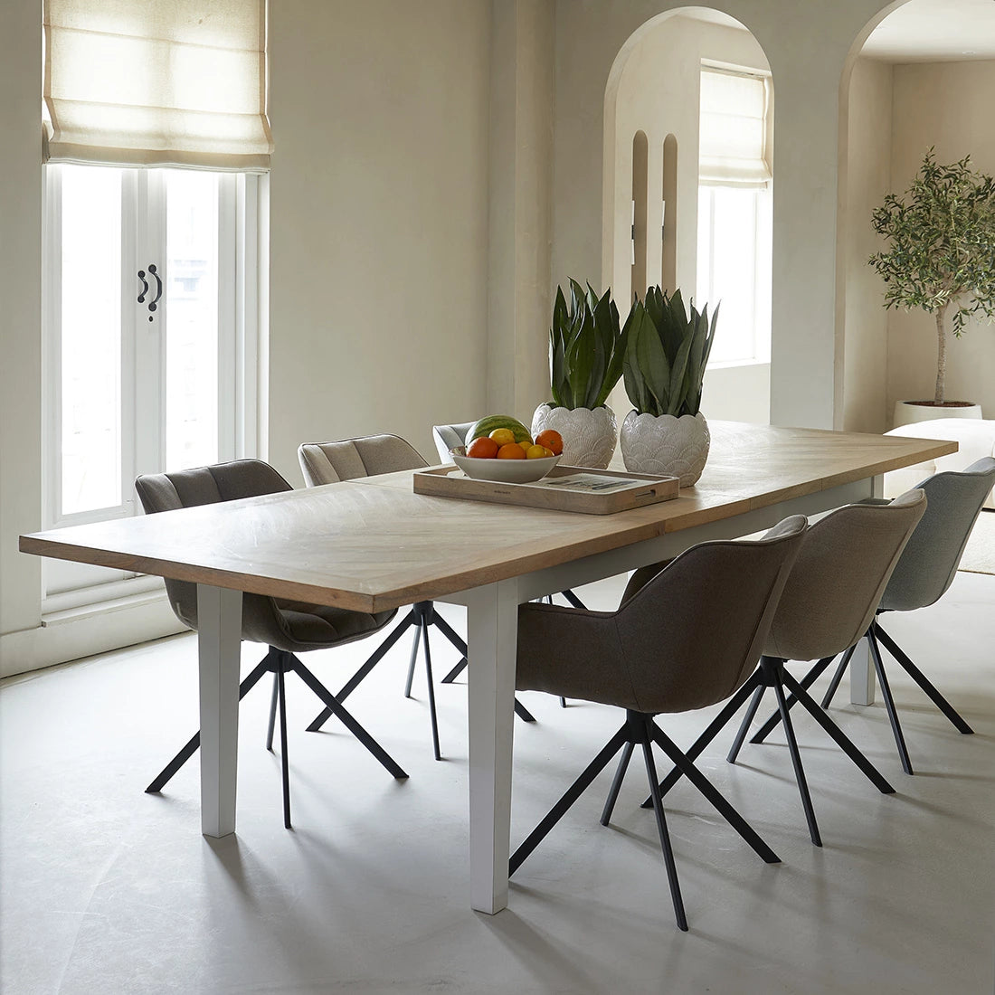 Carnaby okretna blagovaonska stolica Dark Taupe, Mouline lan