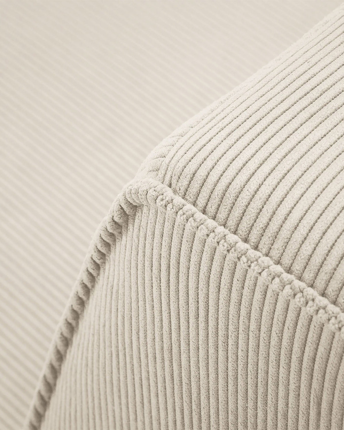 Ruby sofa