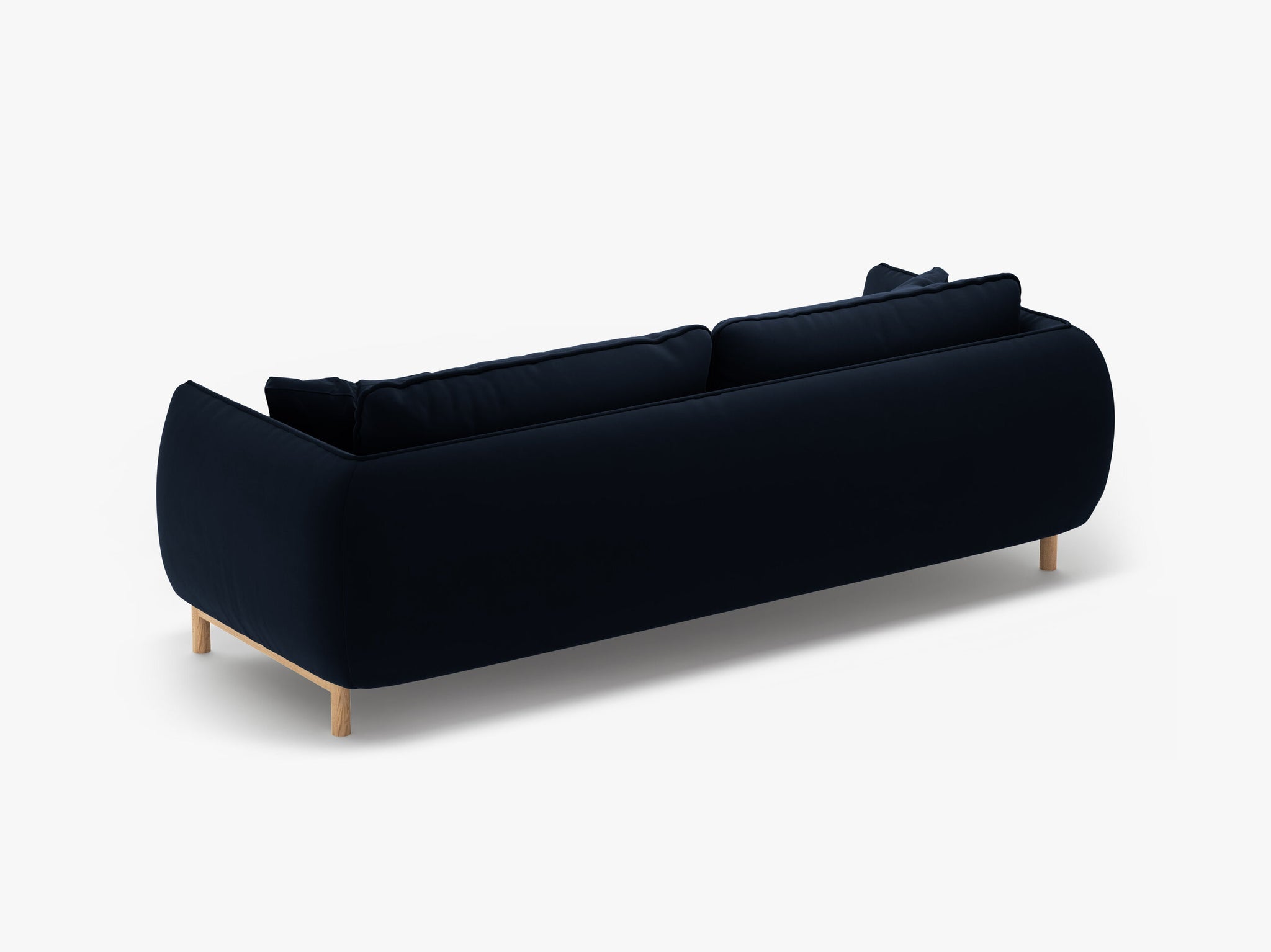 Ada trosjedna sofa