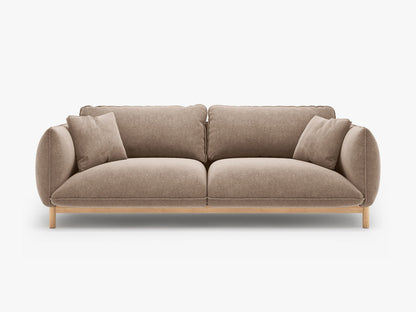 Ada trosjedna sofa