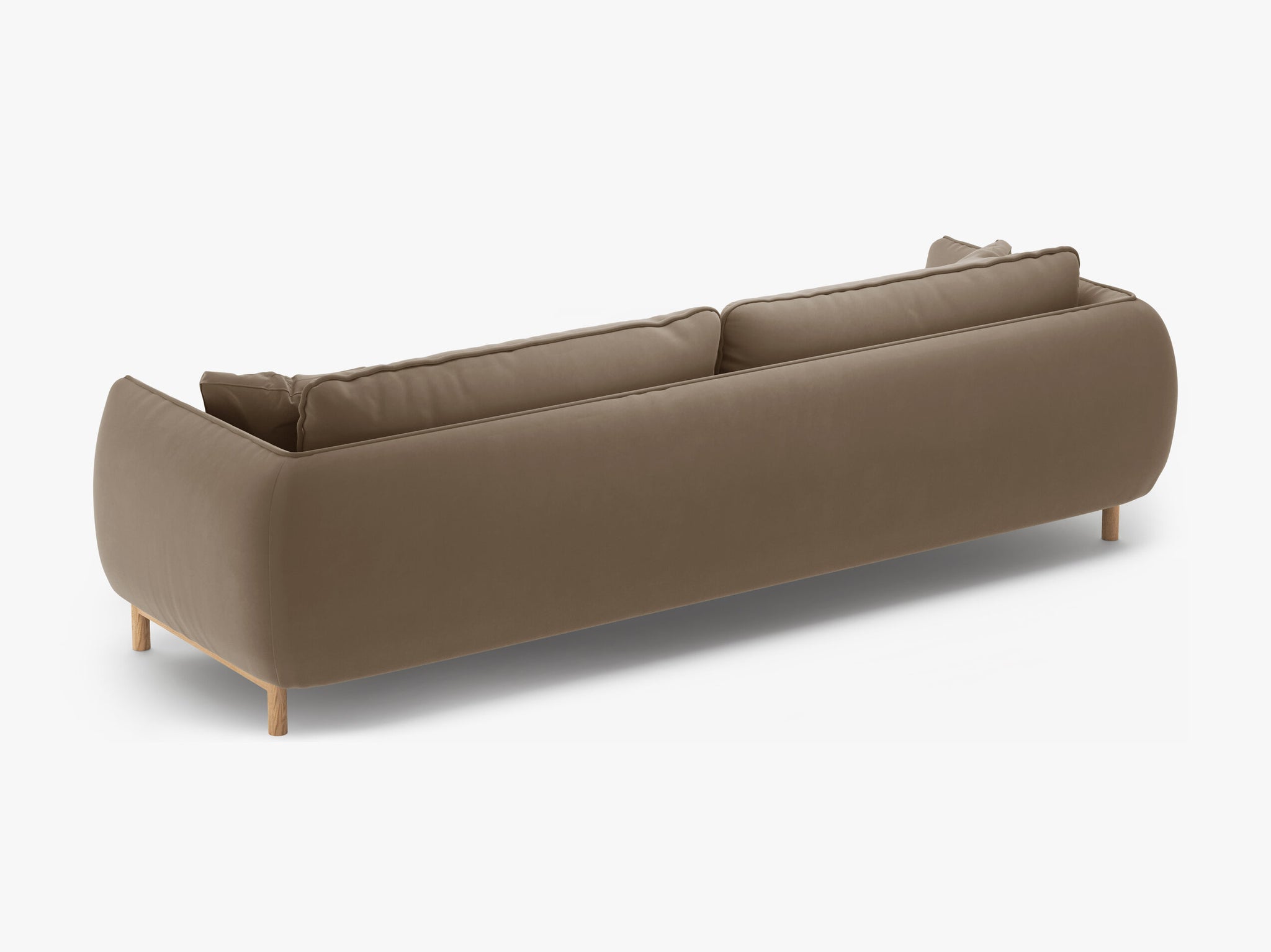 Ada četverosjedna sofa