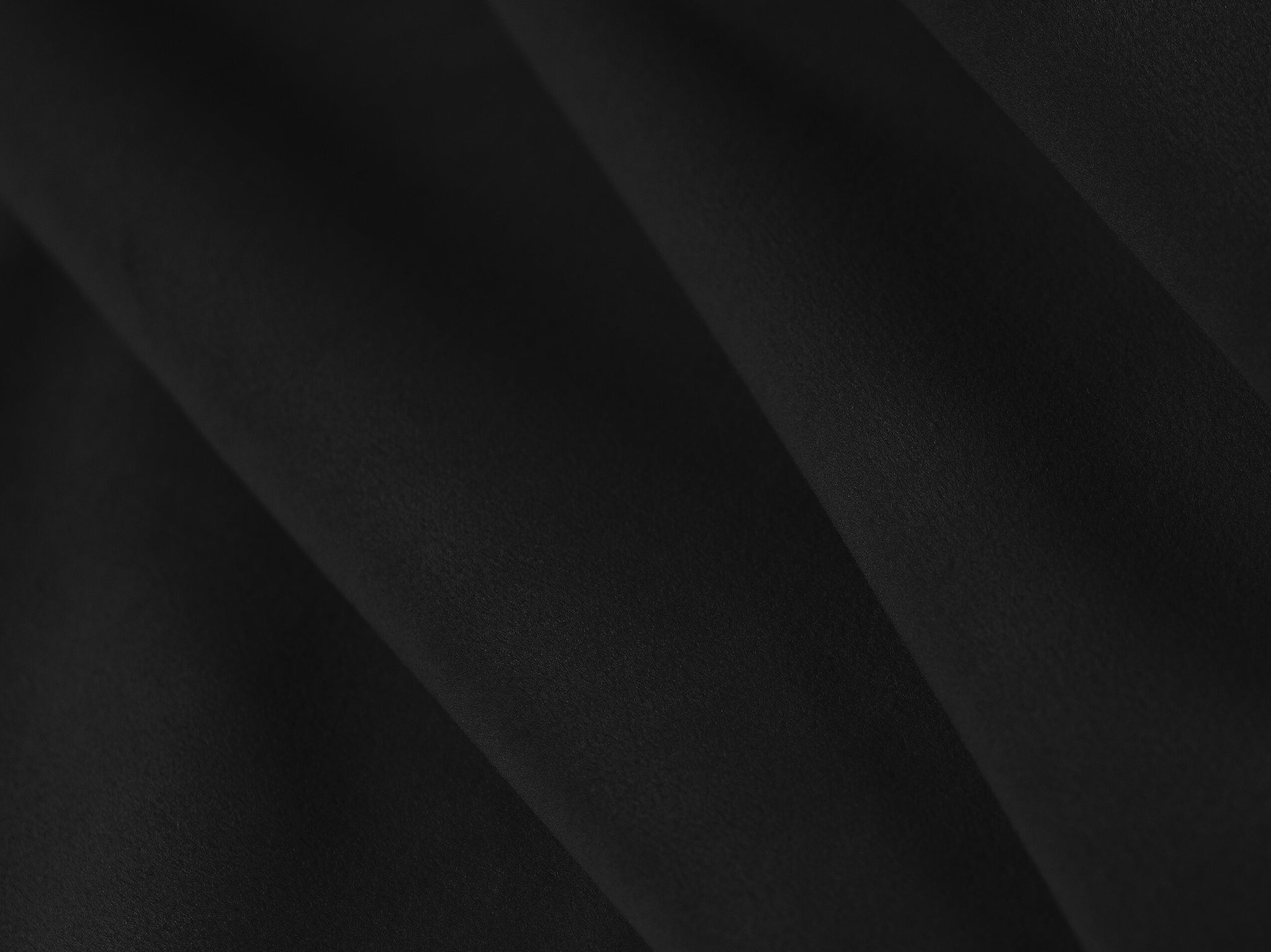 Ada četverosjedna sofa