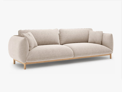 Ada četverosjedna sofa