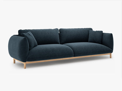 Ada četverosjedna sofa
