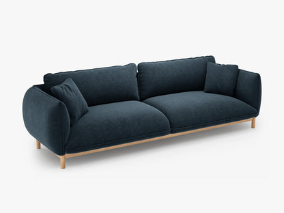 Ada četverosjedna sofa