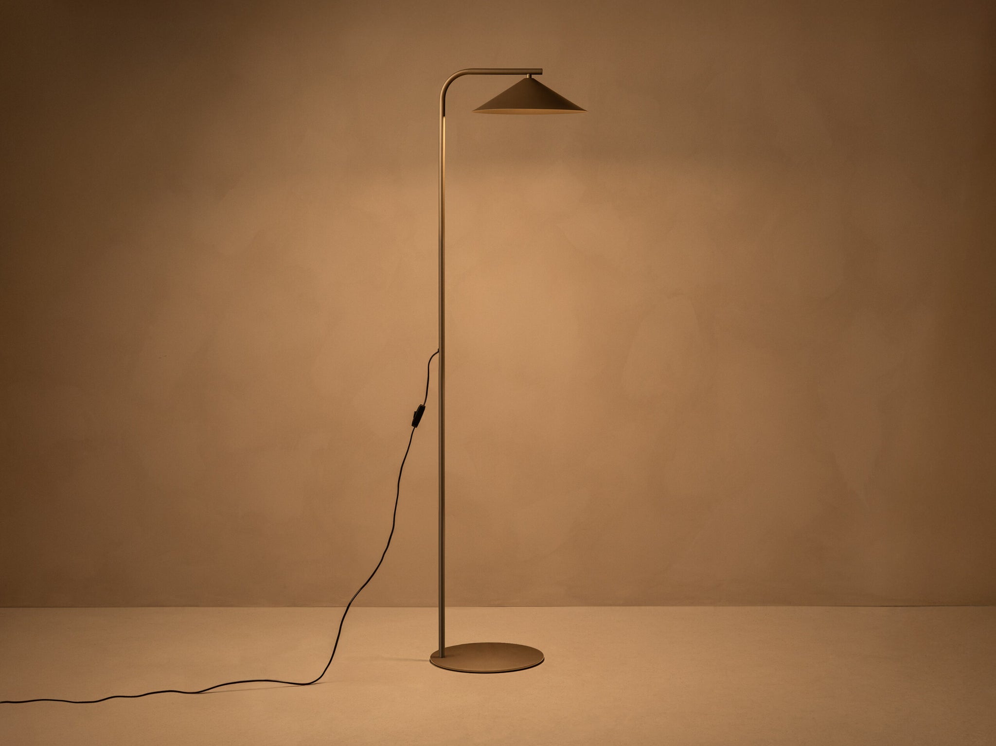 Nocte podna lampa