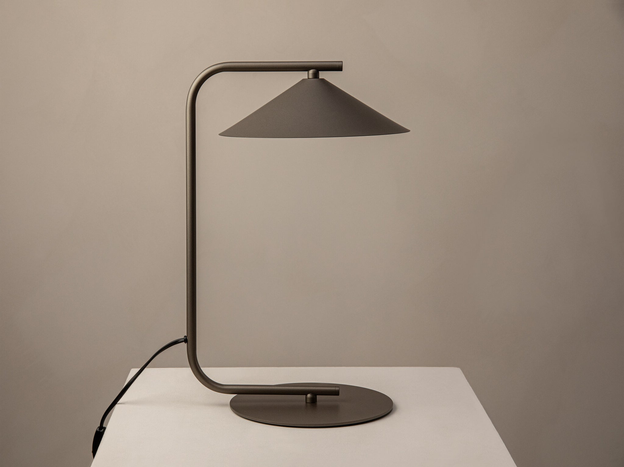 Nocte stolna lampa